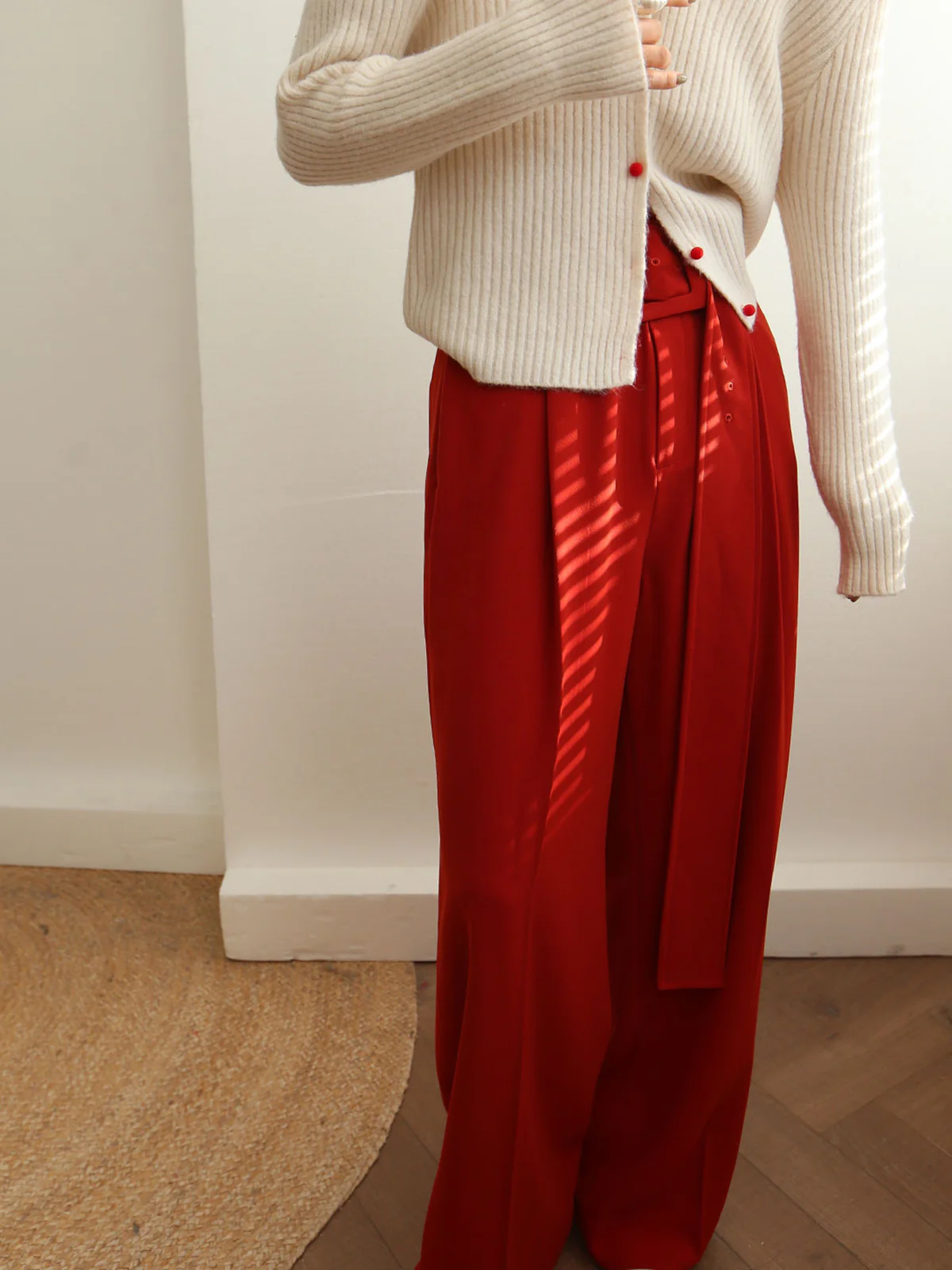 Pleated Wide Belted Pants - Takermore