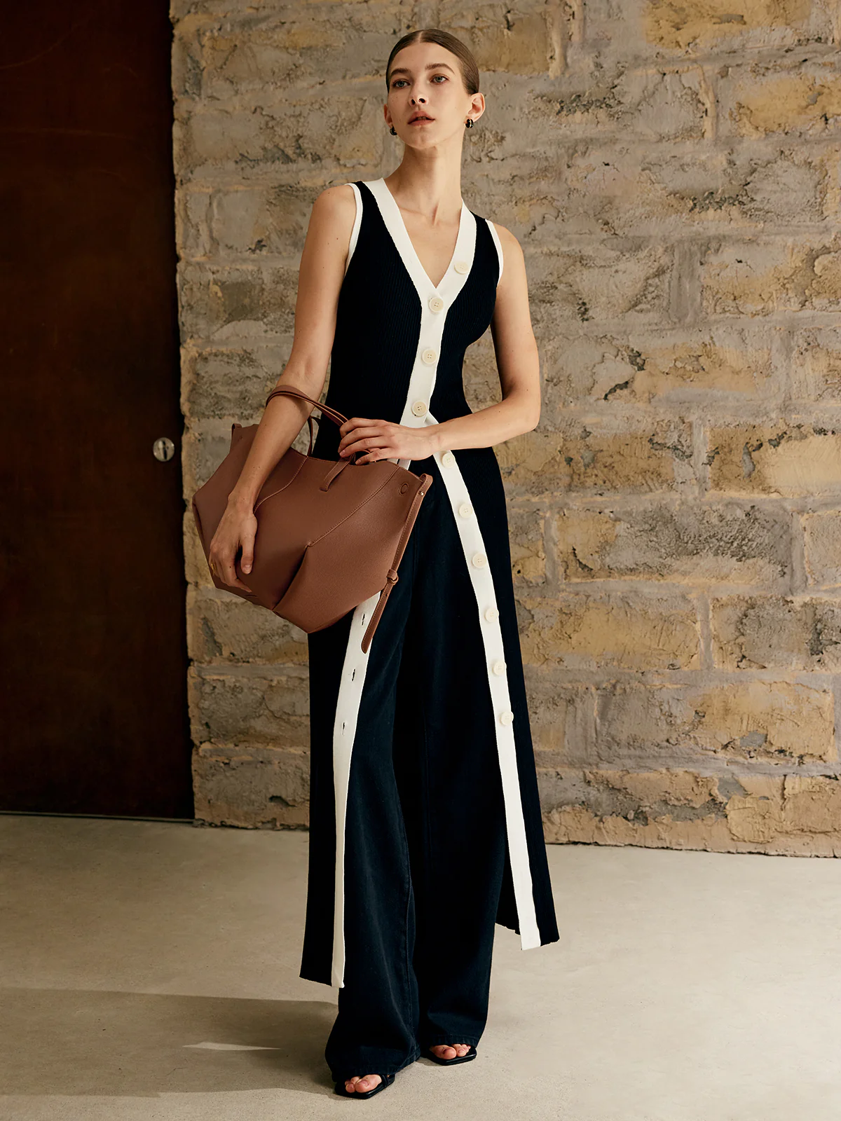 Contrast Trim Button Sweater Tank Dress - Takermore