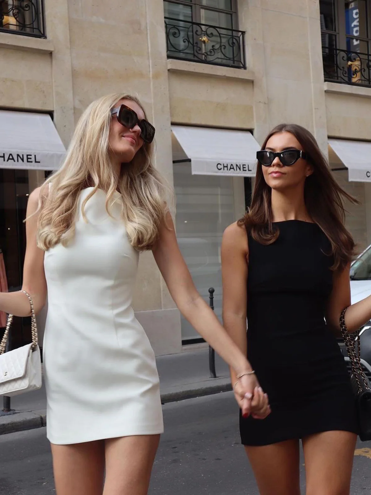 Suiting Sleeveless Short Dress - Takermore