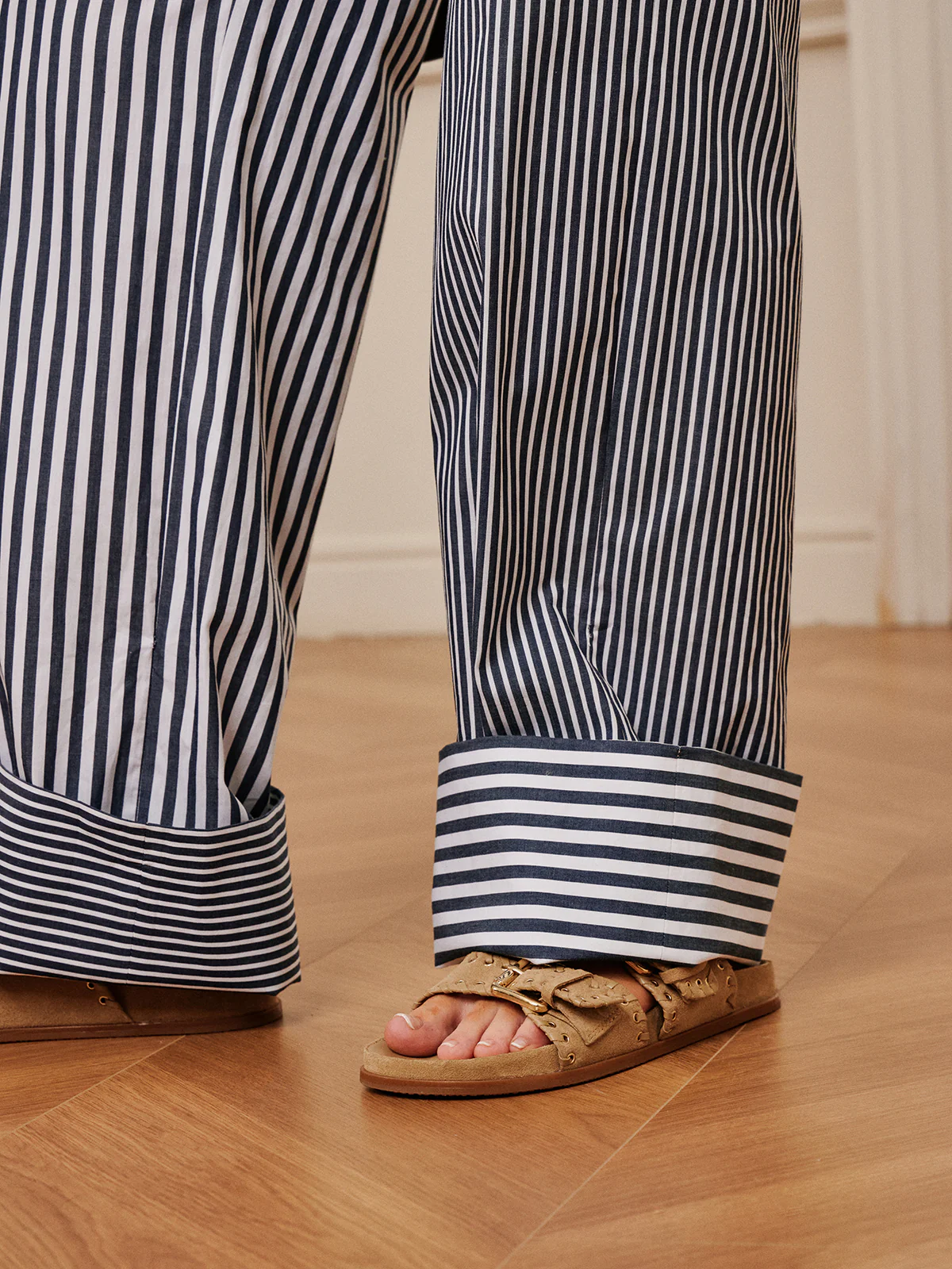 Cotton Contrast Binding Pinstripe Pants - Takermore