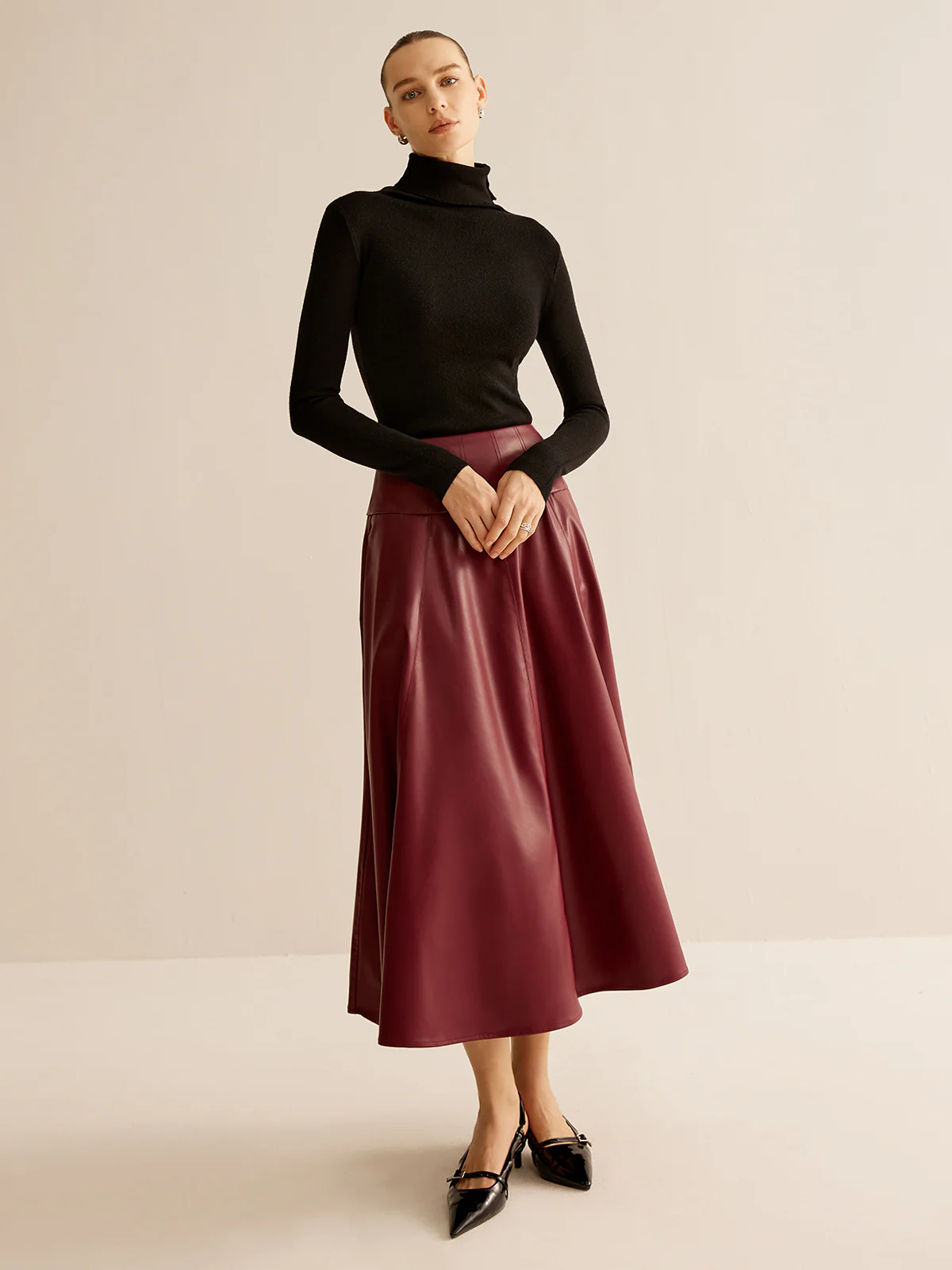 Back Zipper Pleated Faux Leather Skirt - Takermore