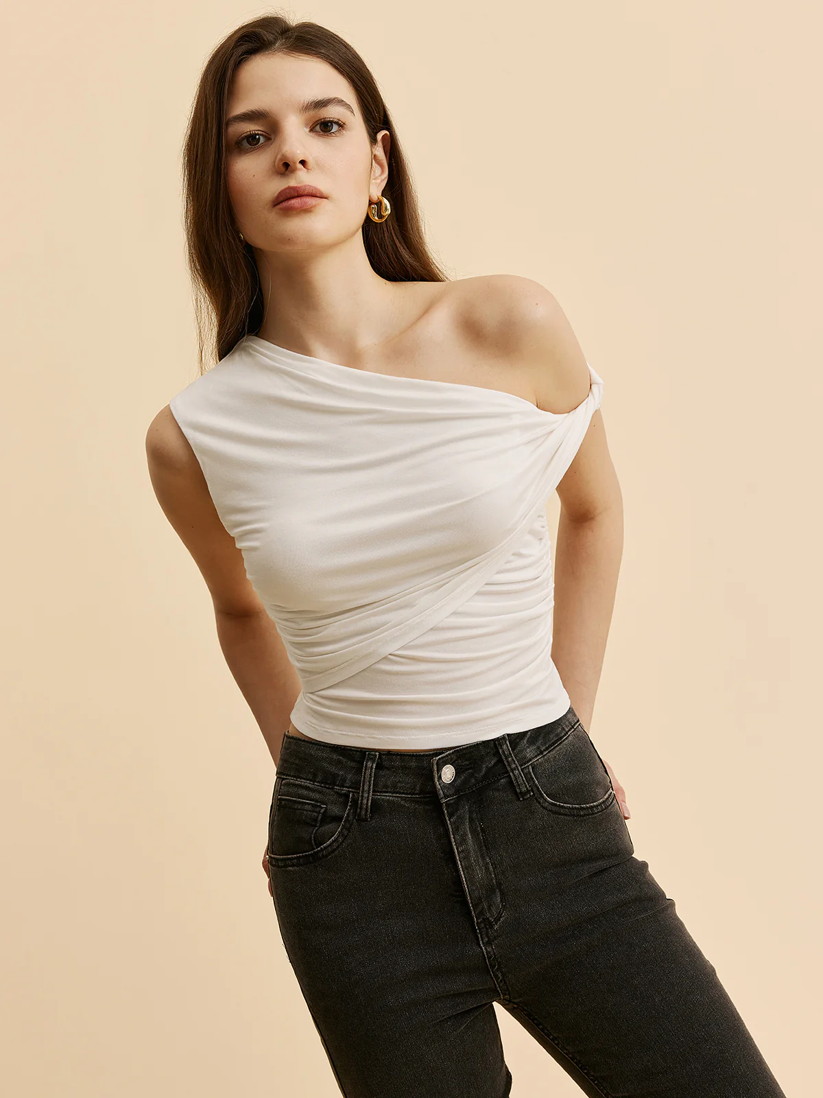 Asymmetrical Ruched One-Shoulder Top - Takermore