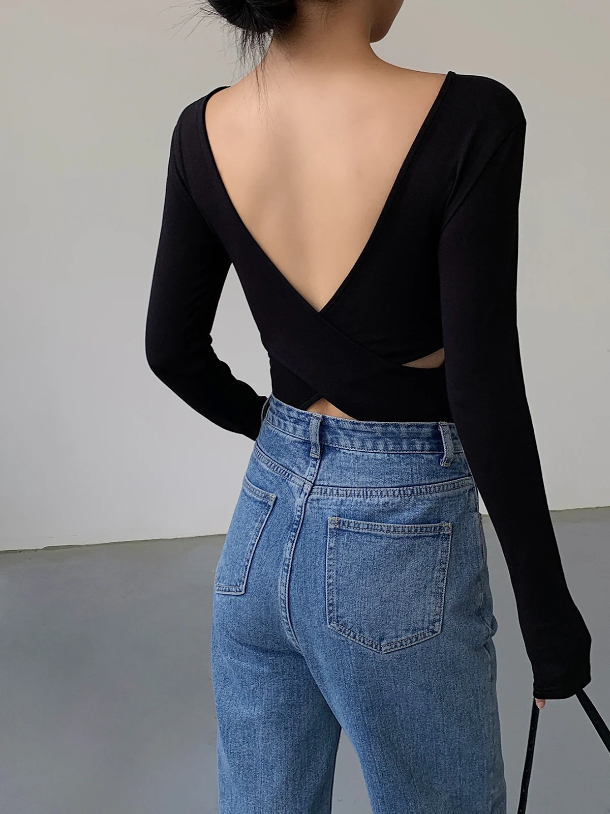V-Shape Open Back Long Sleeve Shirt - Takermore