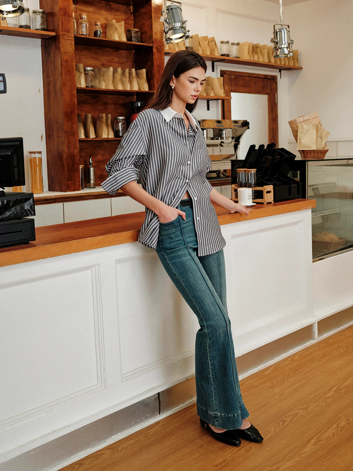 Striped Contrast Collar Button-Up Shirt - Takermore