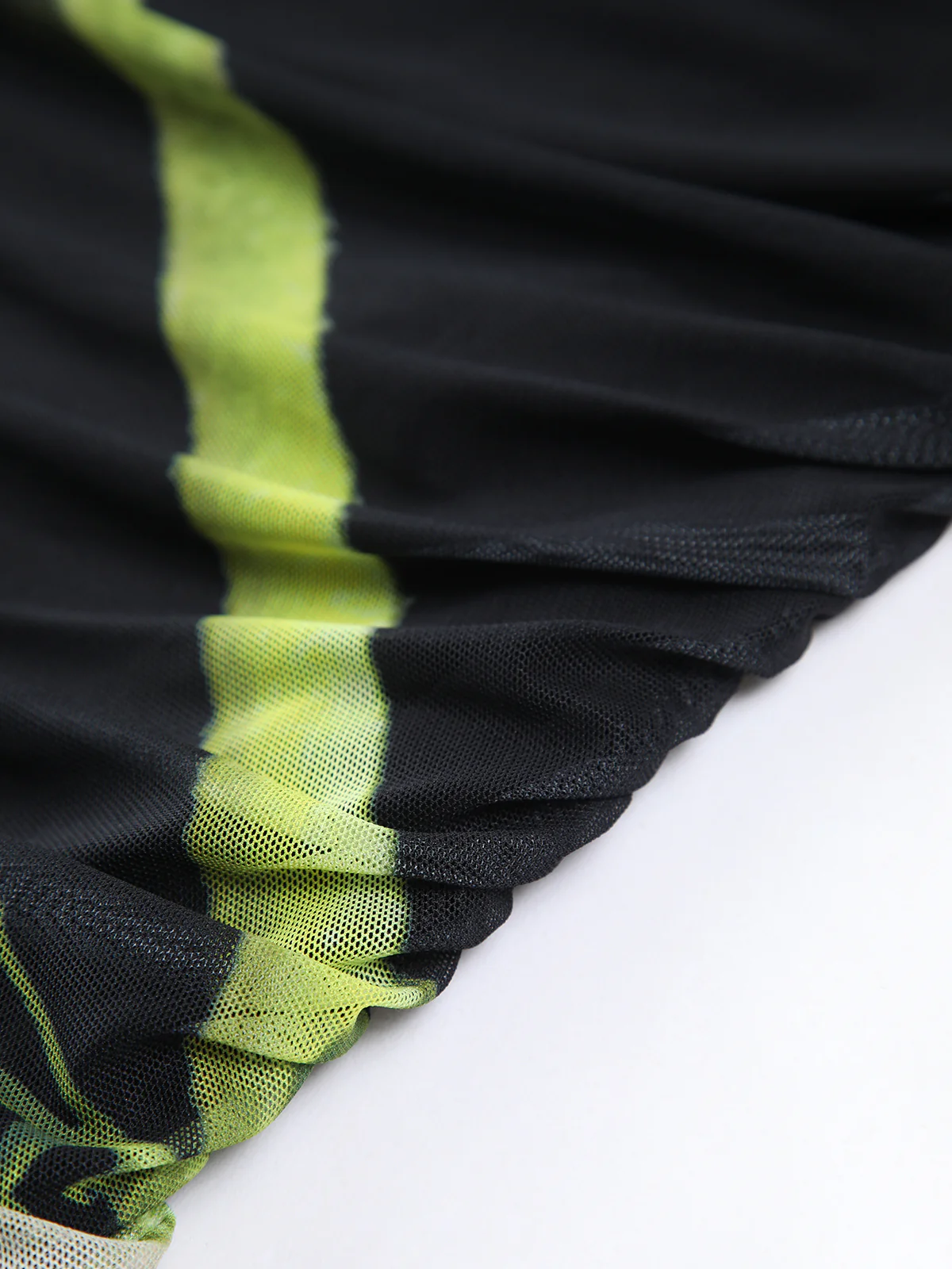 Gardenia Floral Mesh Pleat Tube Midi Dress - Takermore