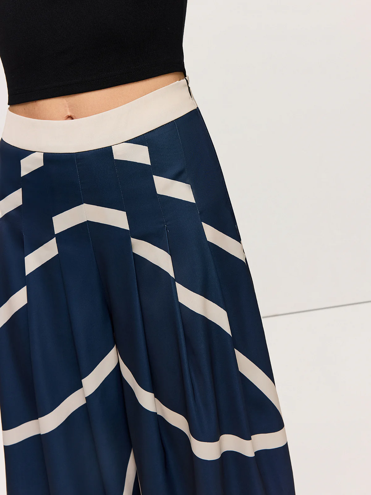 High-Waisted Wide-Leg Striped Pants - Takermore