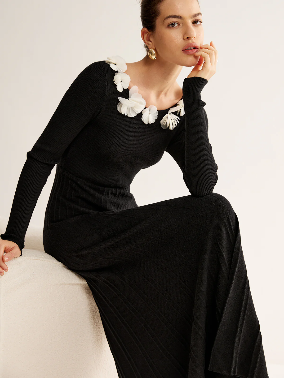 Floral Decor Pleated Sweater Dress - Takermore