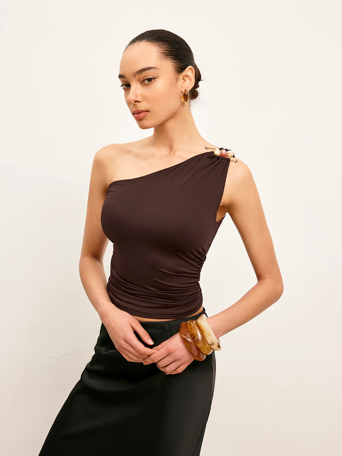 One-Shoulder Metal Detail Ruched Top - Takermore