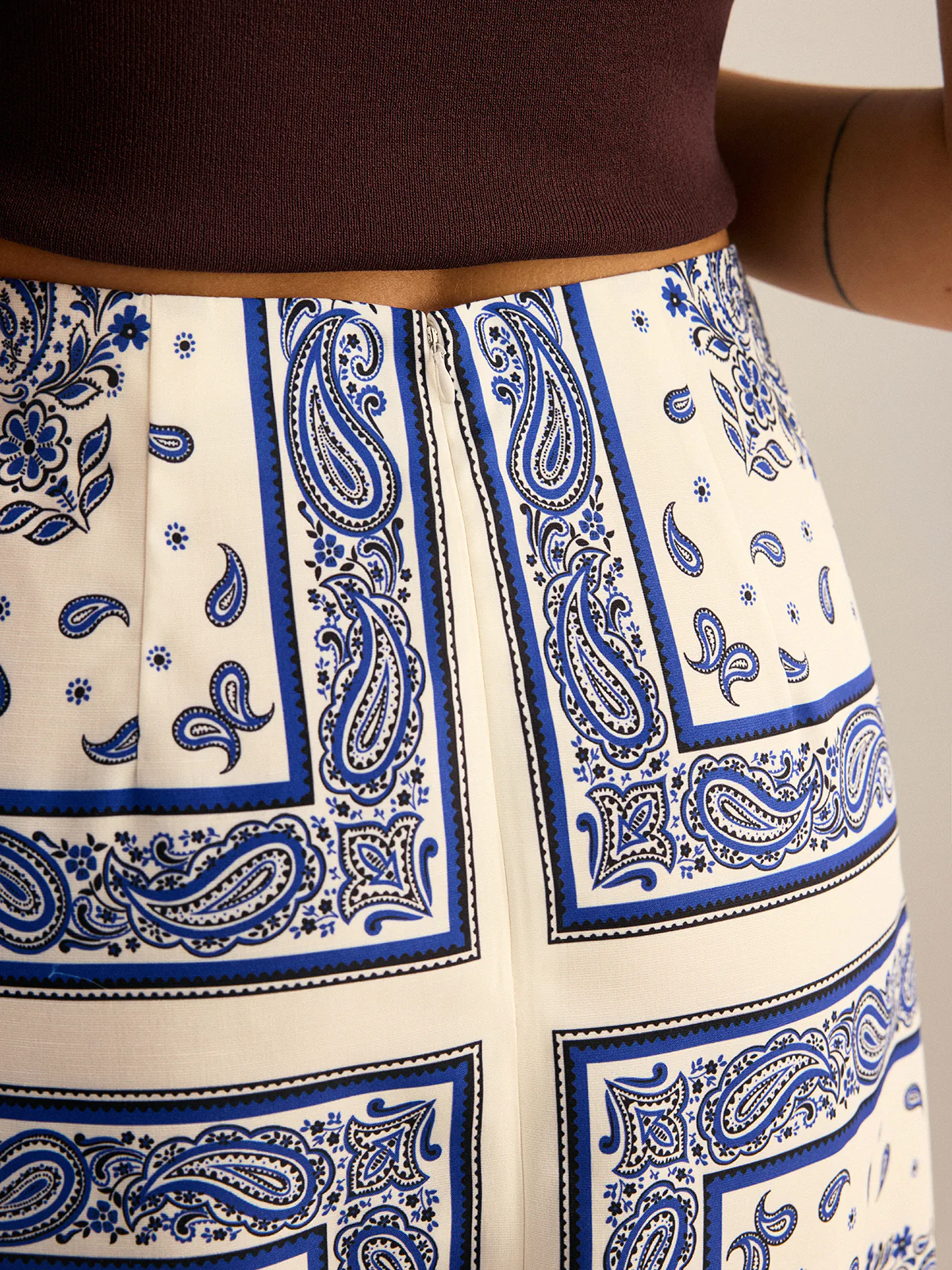 Paisley Printed Maxi Skirt - Takermore