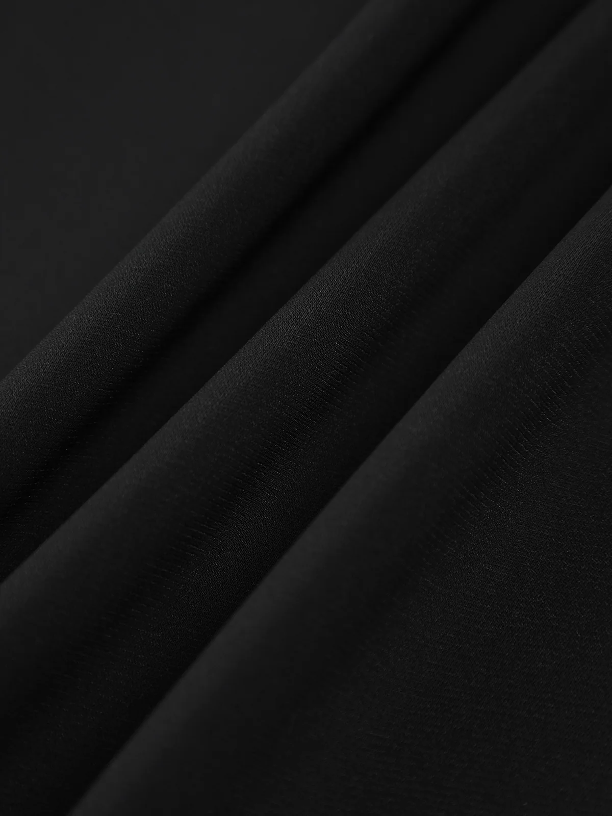 Chiffon Low Cut V-neck Pleated Zip Mini Dress - Takermore